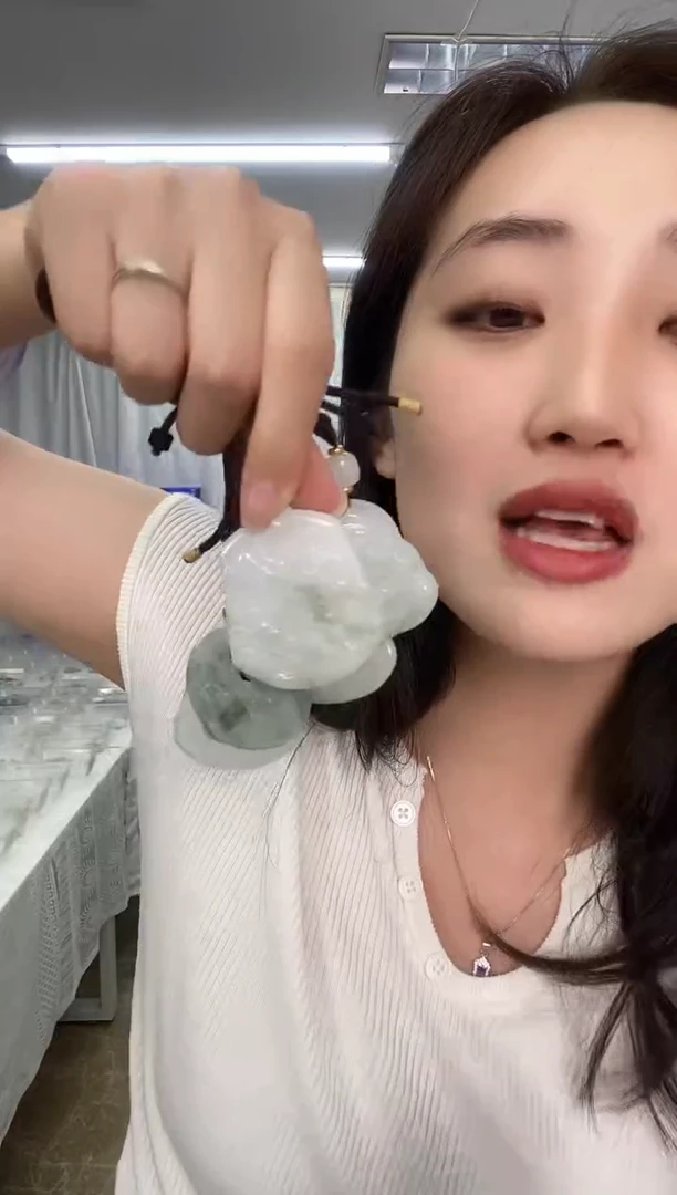 石英质玉未镶嵌颈饰天然珠宝多样性发其一