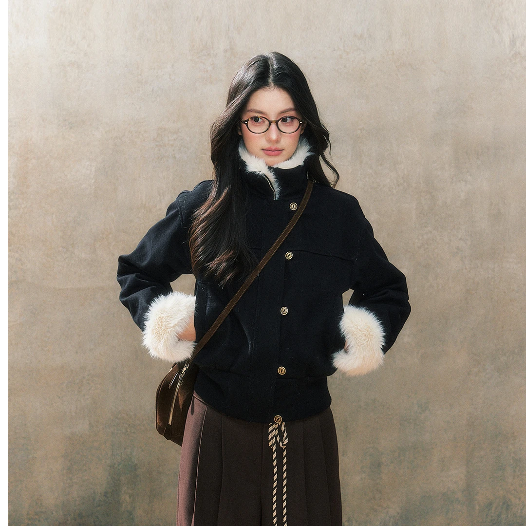 原创设计秋冬新款黑色修身皮毛一体夹克外套短款上衣女2025年新款