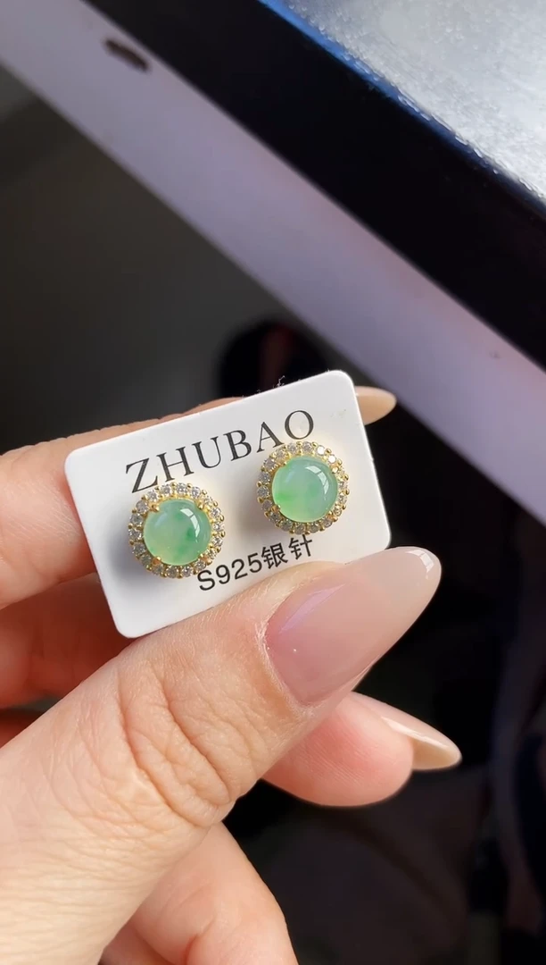 银S925镶嵌翡翠耳饰1