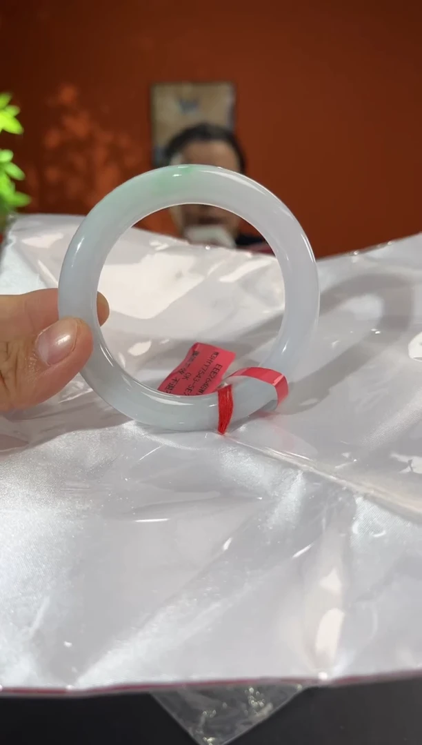 未镶嵌手镯翡翠55