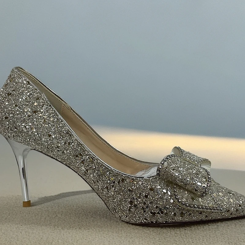 2025软皮单鞋女细跟春季新款性感法式少女尖头白色时尚休闲百搭