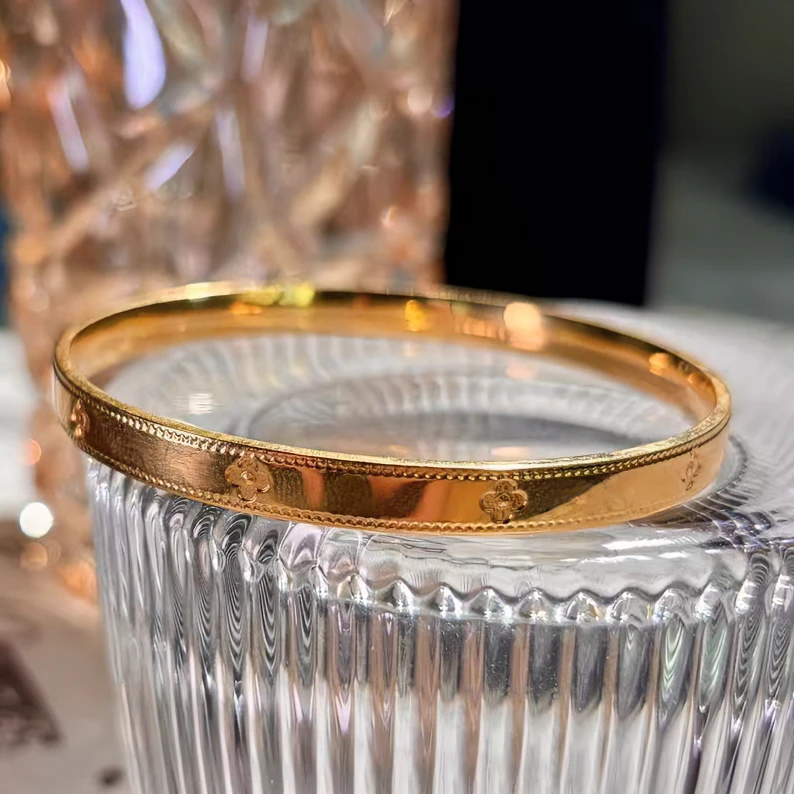 L-8026  足金5G精工幸运草手镯