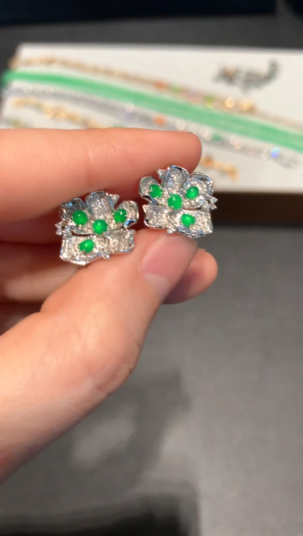 【闪购商品】翡翠耳饰18K金镶嵌A107-7200