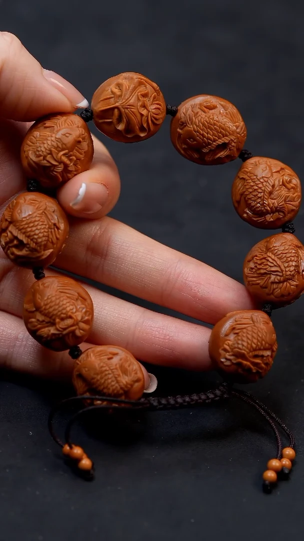 【闪购商品】橄榄核手串富贵有鱼