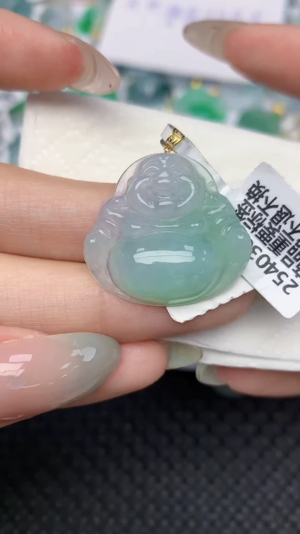 翡翠18K金镶嵌颈饰天然翡翠a货