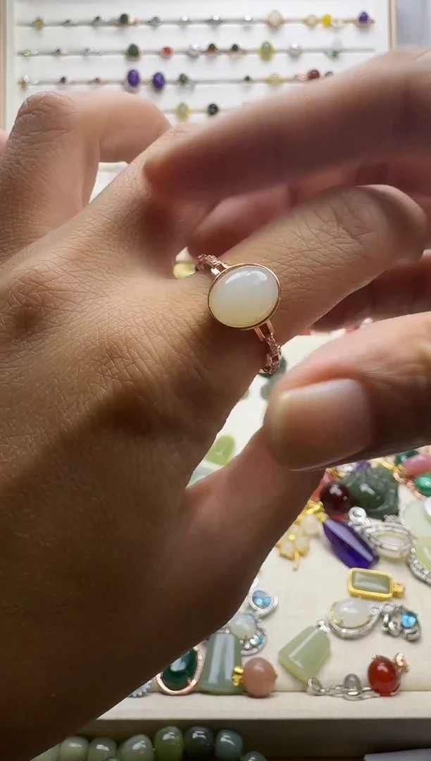 银S925镶嵌戒指和田玉银S925镶嵌 戒指 和田玉