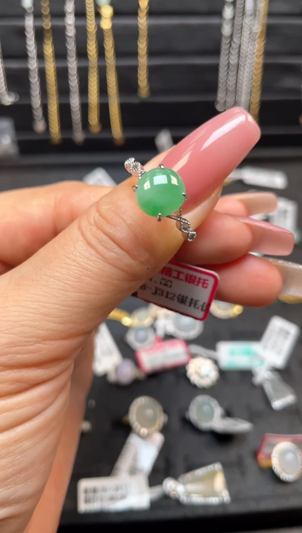 银S925镶嵌戒指翡翠天然翡翠A货