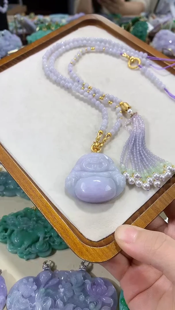 颈饰未镶嵌翡翠吊坠