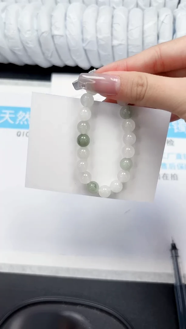 【闪购商品】石英质玉手镯未镶嵌00000