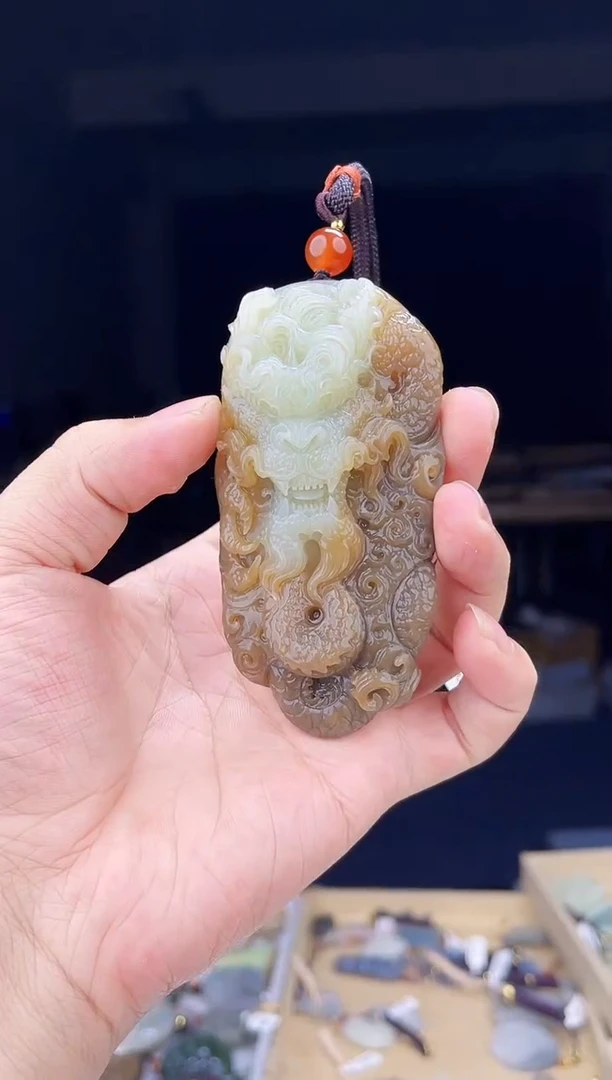 颈饰未镶嵌和田玉1