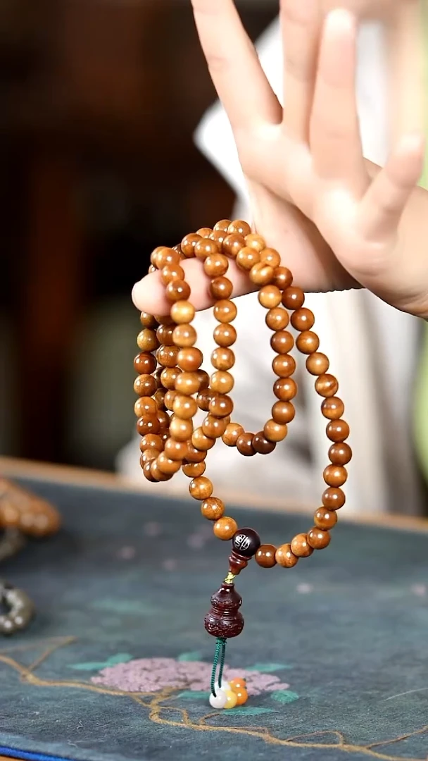 熊*儿金丝楠木水波纹手串08