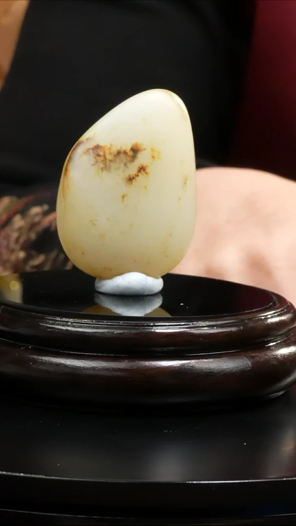 【闪购商品】和田玉吊坠(不含链)未镶嵌57.7克和田玉原石