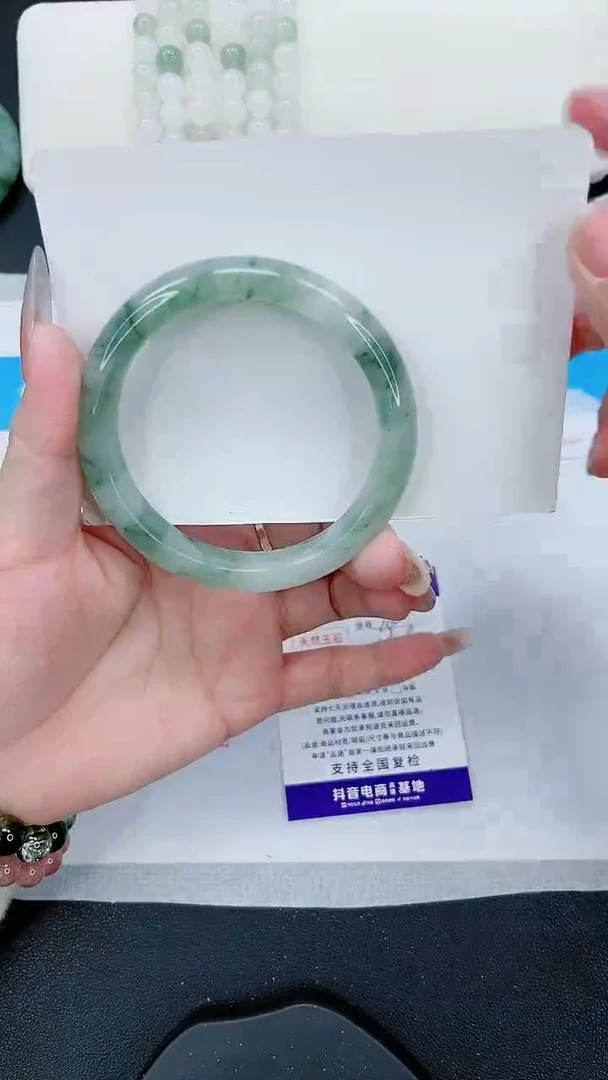 【闪购商品】石英质玉手镯未镶嵌307号/59-60圈