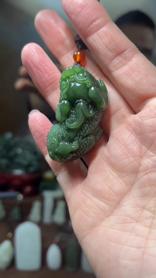 颈饰未镶嵌和田玉·