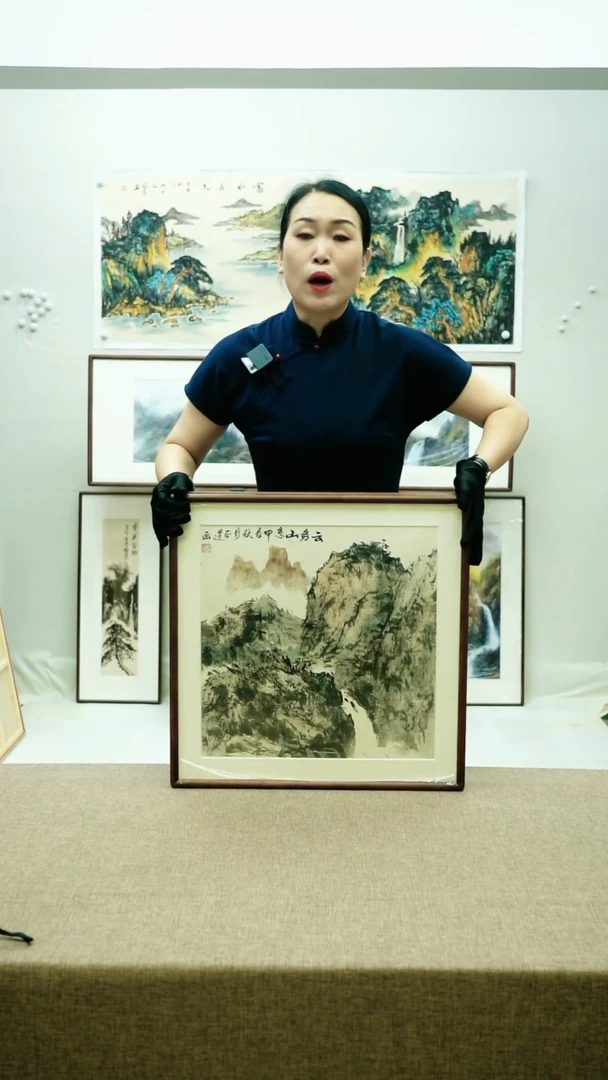 国画52*52徐正道手绘山水带框