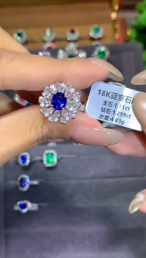戒指蓝宝石18K金镶嵌1.11CT