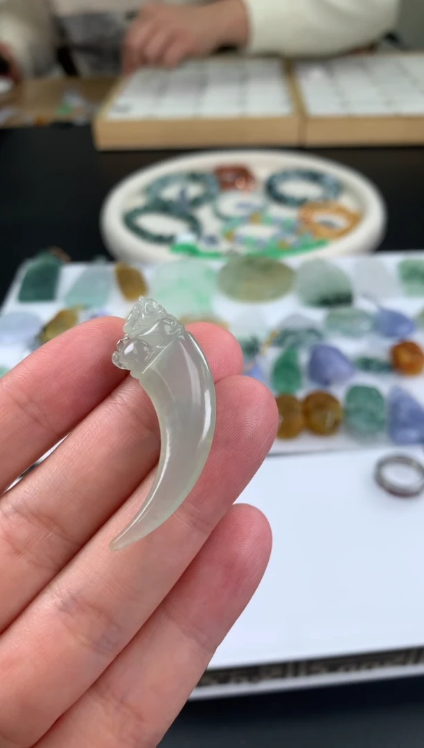 【闪购商品】定制翡翠未镶嵌翡翠