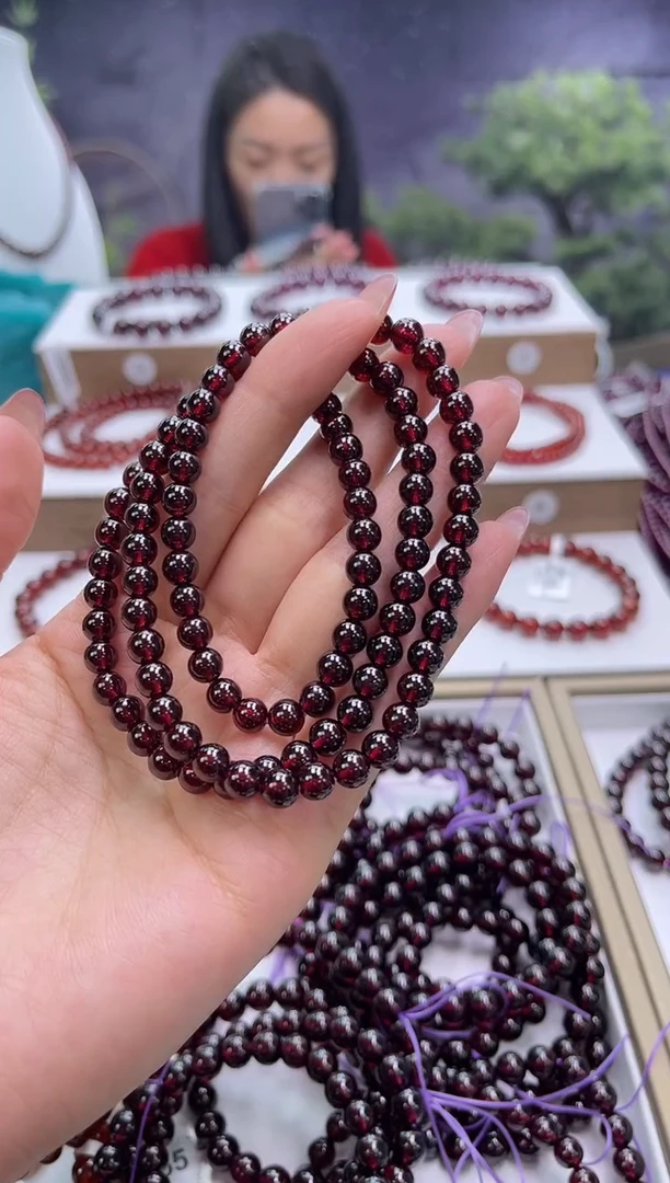 【闪购商品】石榴石手串未镶嵌石榴石多圈6mm+多样式发一