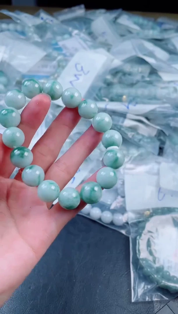 定制翡翠未镶嵌珠串多样性发货