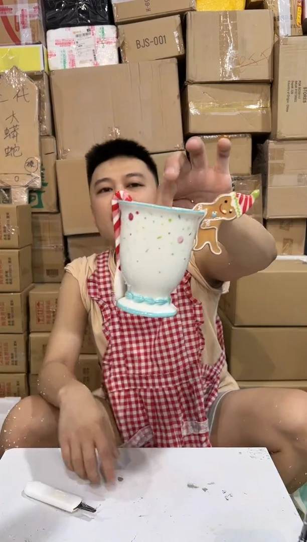 瓷片姜饼人一杯一勺