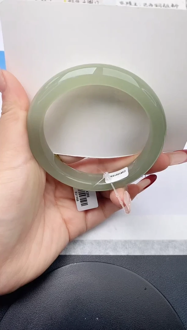 未镶嵌手镯石英质玉w35-DB63+