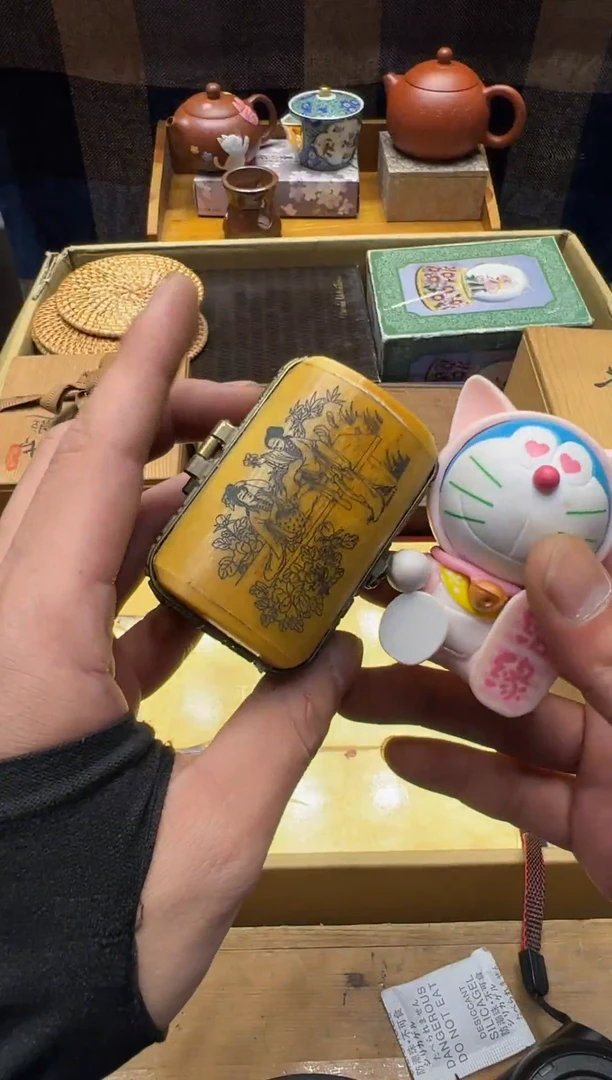 瓷器我**力闪购商品 如图 中古品默认微瑕
