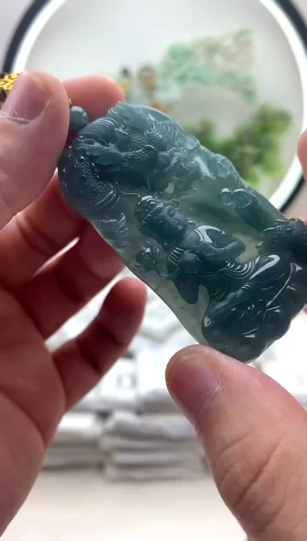 颈饰未镶嵌翡翠大势至