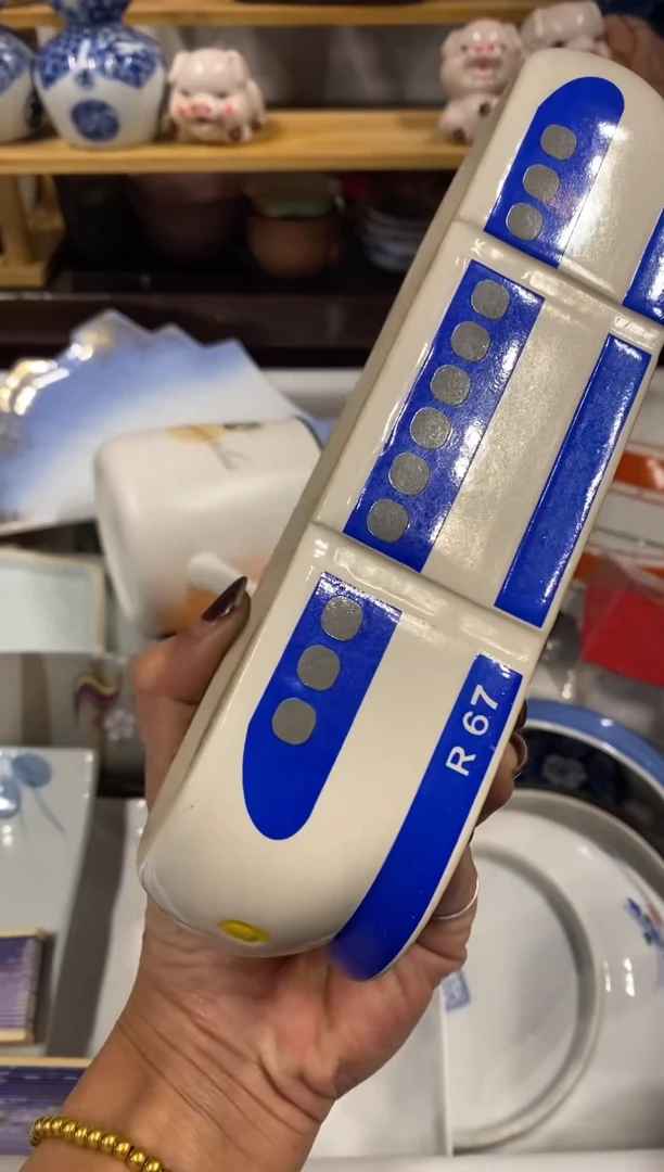 妮中古回流 谨慎参拍