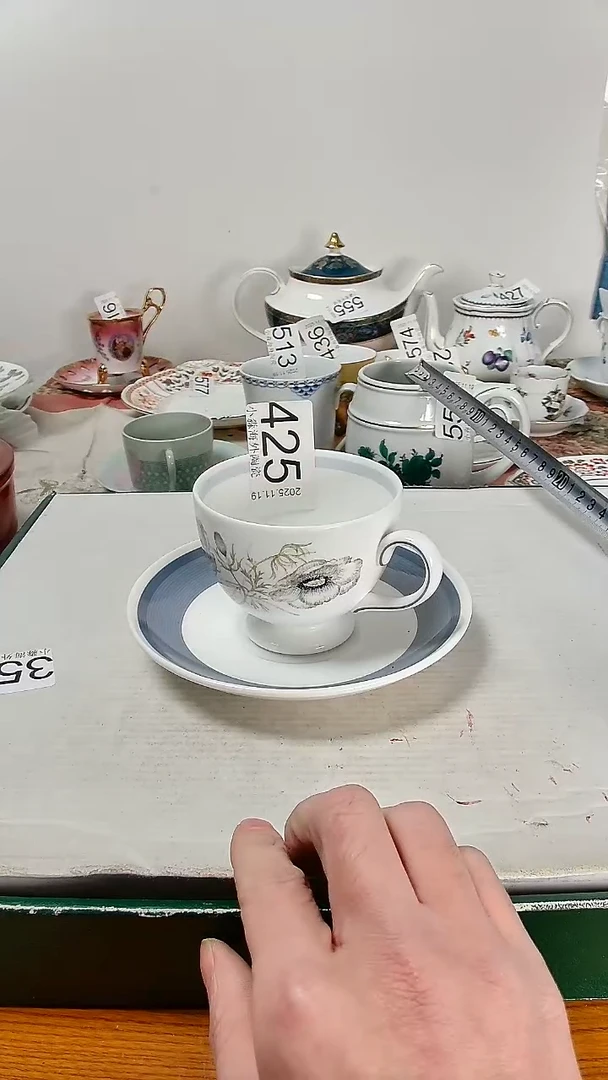瓷片不****?小淼海外陶瓷工艺品