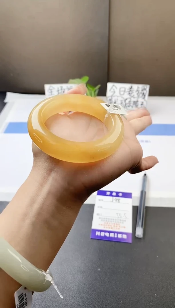 石英质玉手镯未镶嵌j48-H1多样性发货55+