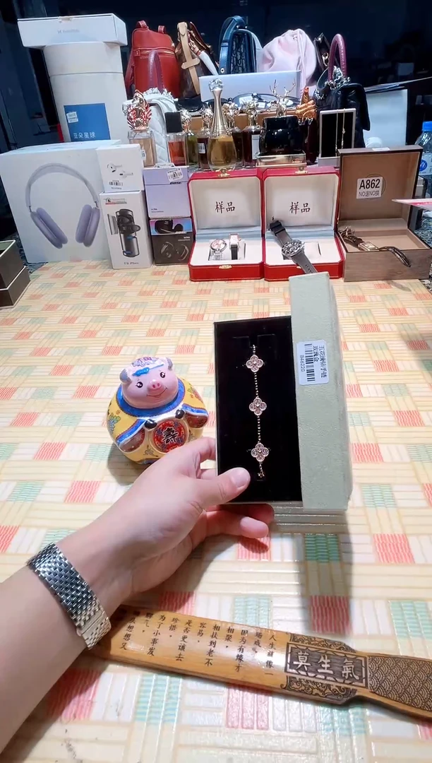 瓷片瓷器 库房到期 全部地板价@@1