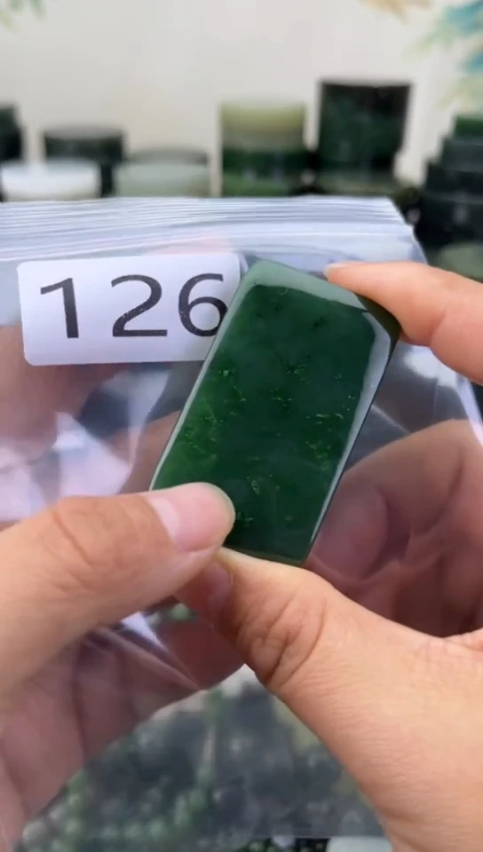 未镶嵌和田玉珠宝半成品牌子