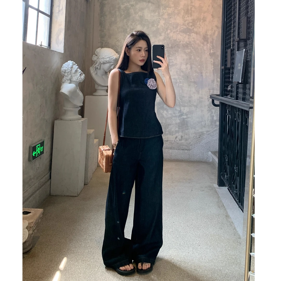2025夏季复古方领镂空绑带背心女休闲松弛慵懒直筒长裤牛仔两件套
