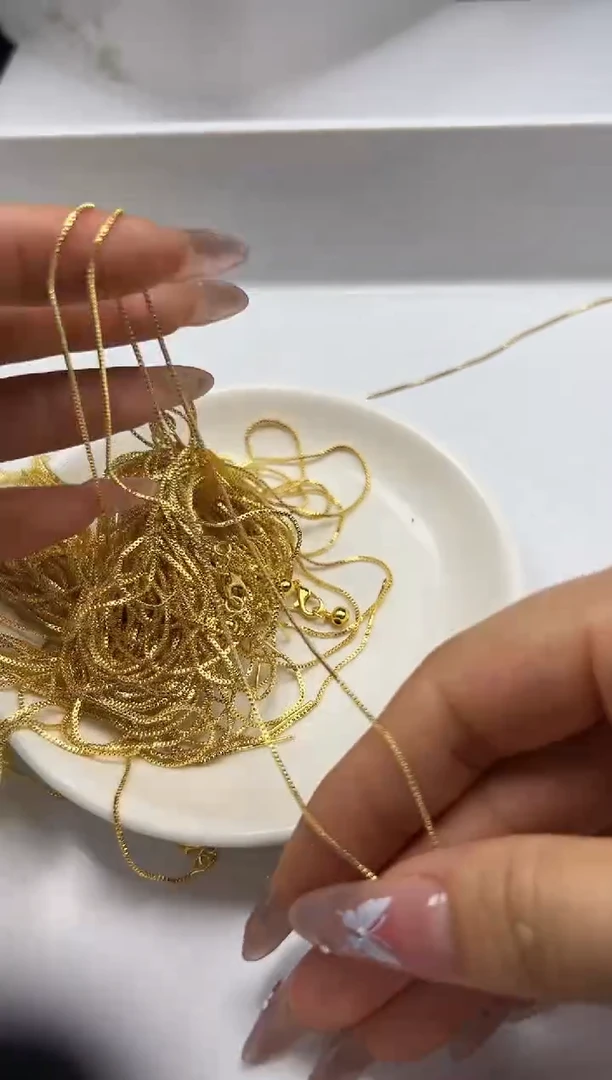 玛瑙/玉髓颈饰银S800镶嵌x228万能针式项链*1条
