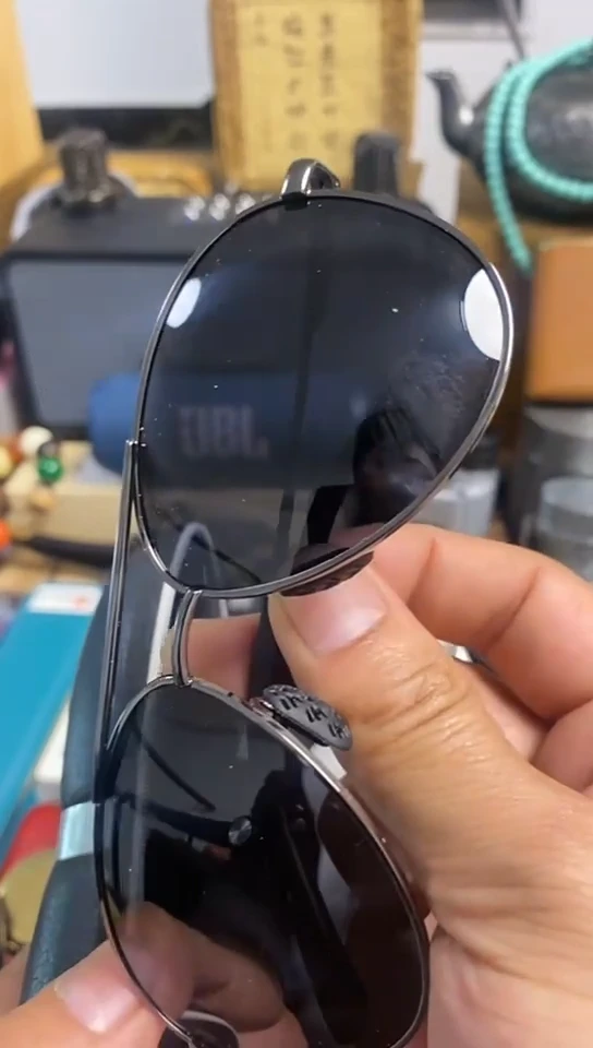 瓷片闪购商品，如图所示