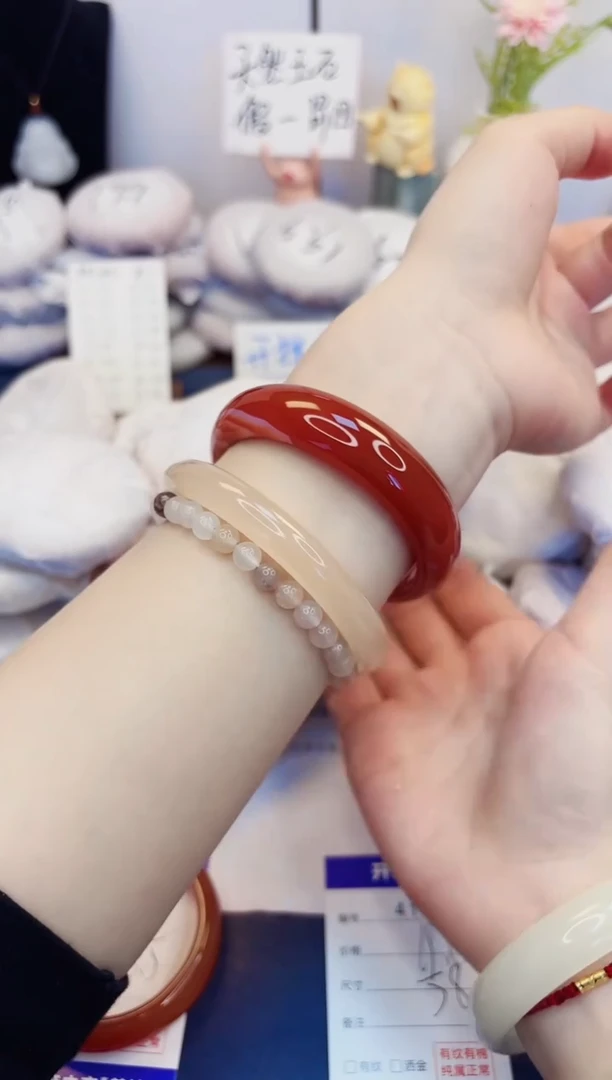 【闪购商品】石英质玉手镯未镶嵌413-玛瑙-圈口58