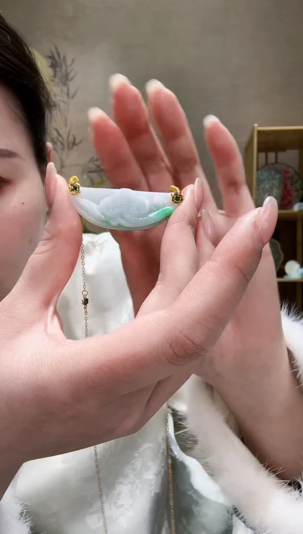 【闪购商品】翡翠颈饰未镶嵌吊坠