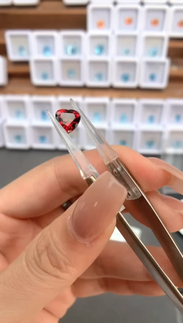 未镶嵌裸石定制石榴石2.17ct
