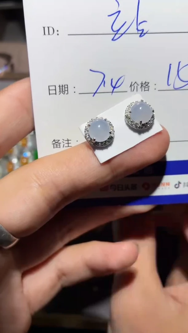 翡翠银S925镶嵌耳饰站**了 站起来了