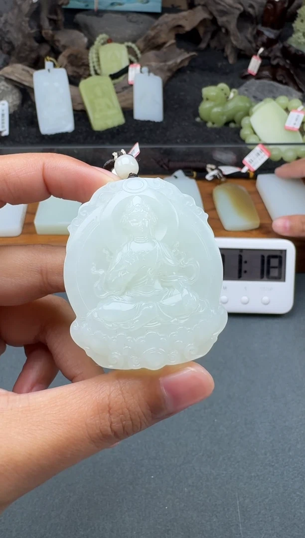 颈饰未镶嵌和田玉1