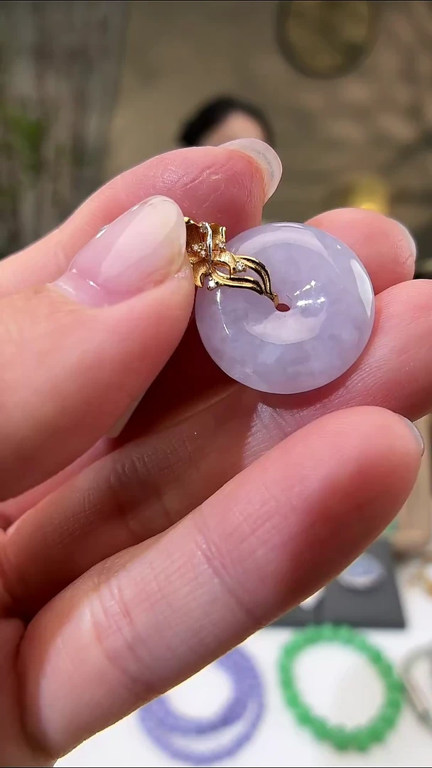 吊坠(不含链)18K金镶嵌翡翠平安扣