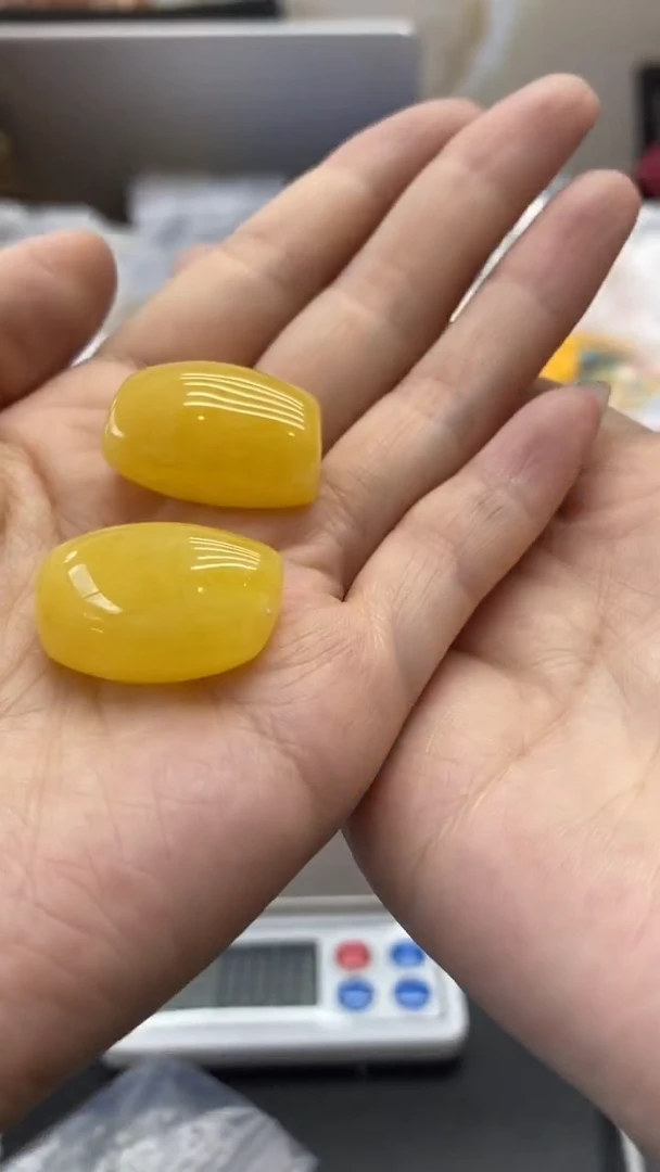 琥珀未镶嵌珠宝奇石1698多样性发其一默认有瑕