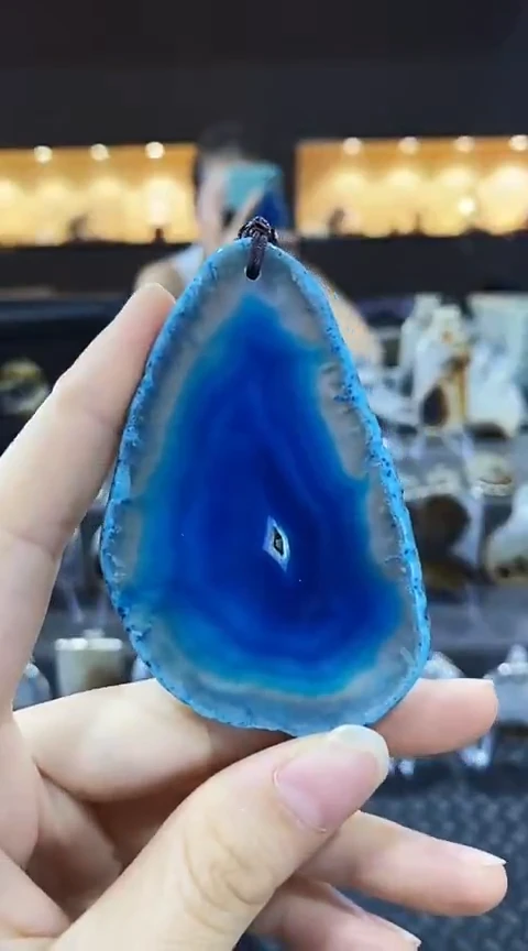 未镶嵌颈饰玛瑙/玉髓佛**超玛瑙