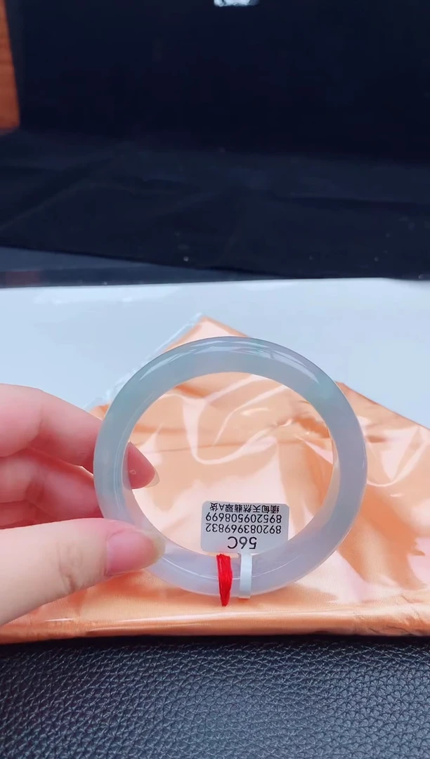 翡翠手镯未镶嵌缅甸天然翡翠A货手镯