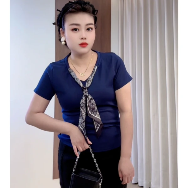 夏季新款设计感丝巾V领短袖女洋气蓝色修身纯色打底百搭气质显瘦