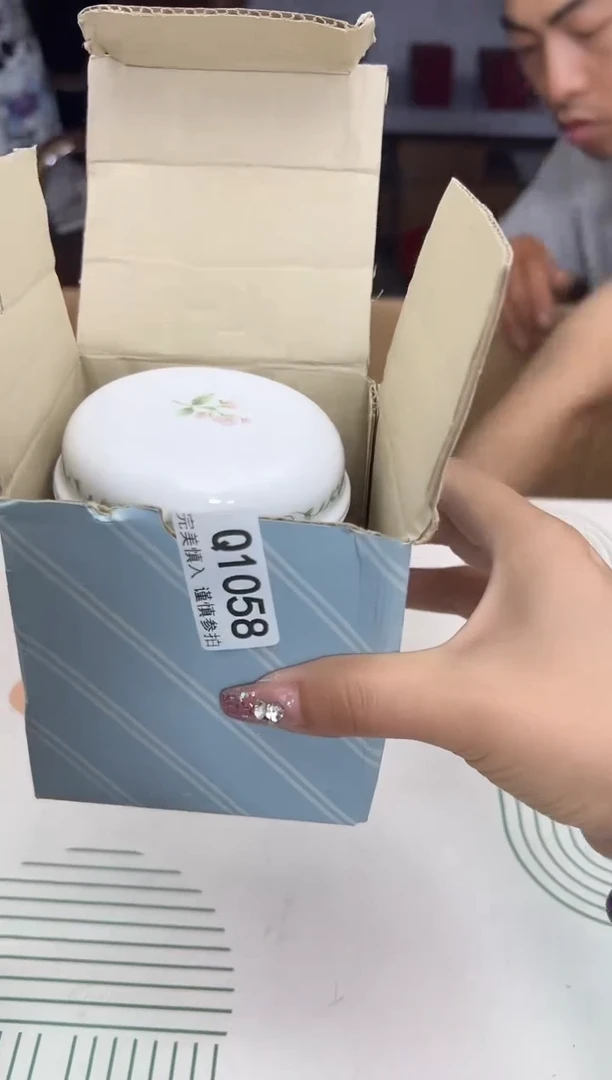 瓷片老*1058q