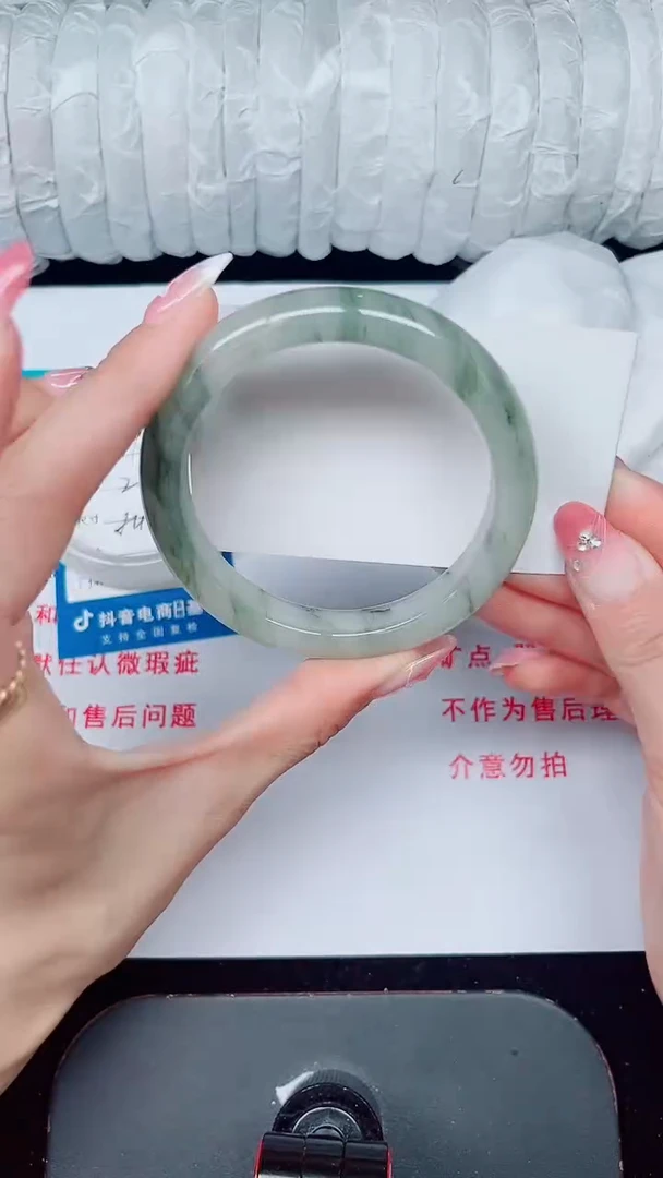 未镶嵌手镯石英质玉111-59/60