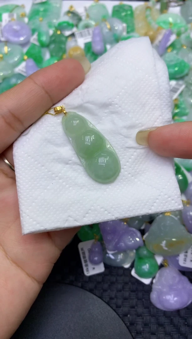 颈饰未镶嵌翡翠天然缅甸A货翡翠