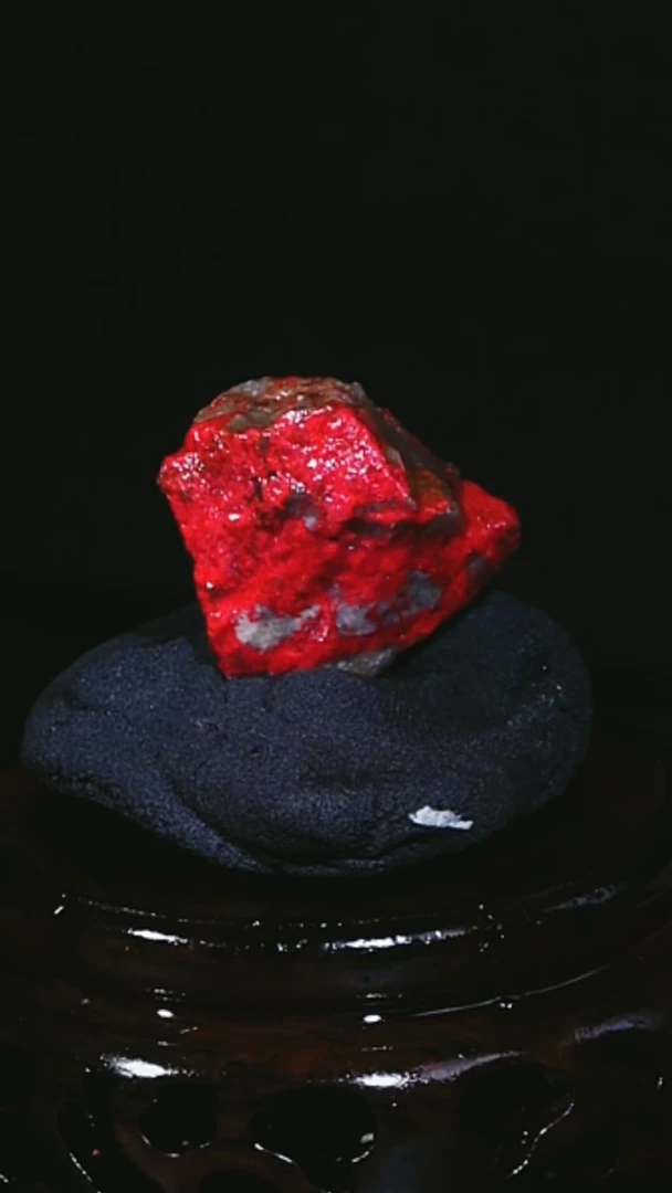 昌化石昌化鸡血石