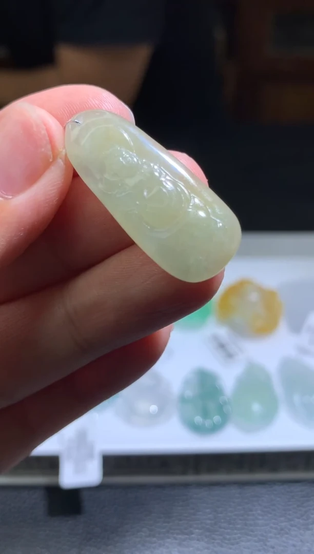 定制翡翠未镶嵌毛货